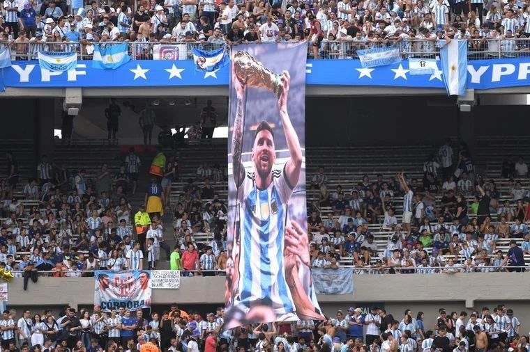 monumental-messi