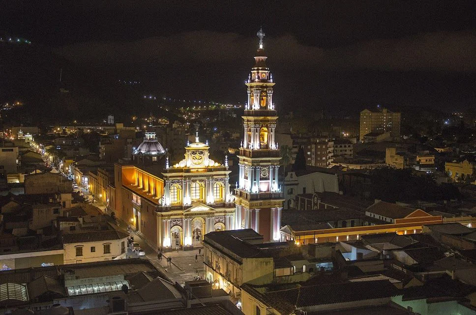 san-francisco-salta-noche
